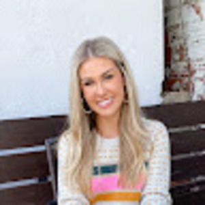 Meet your Posher, Abigail